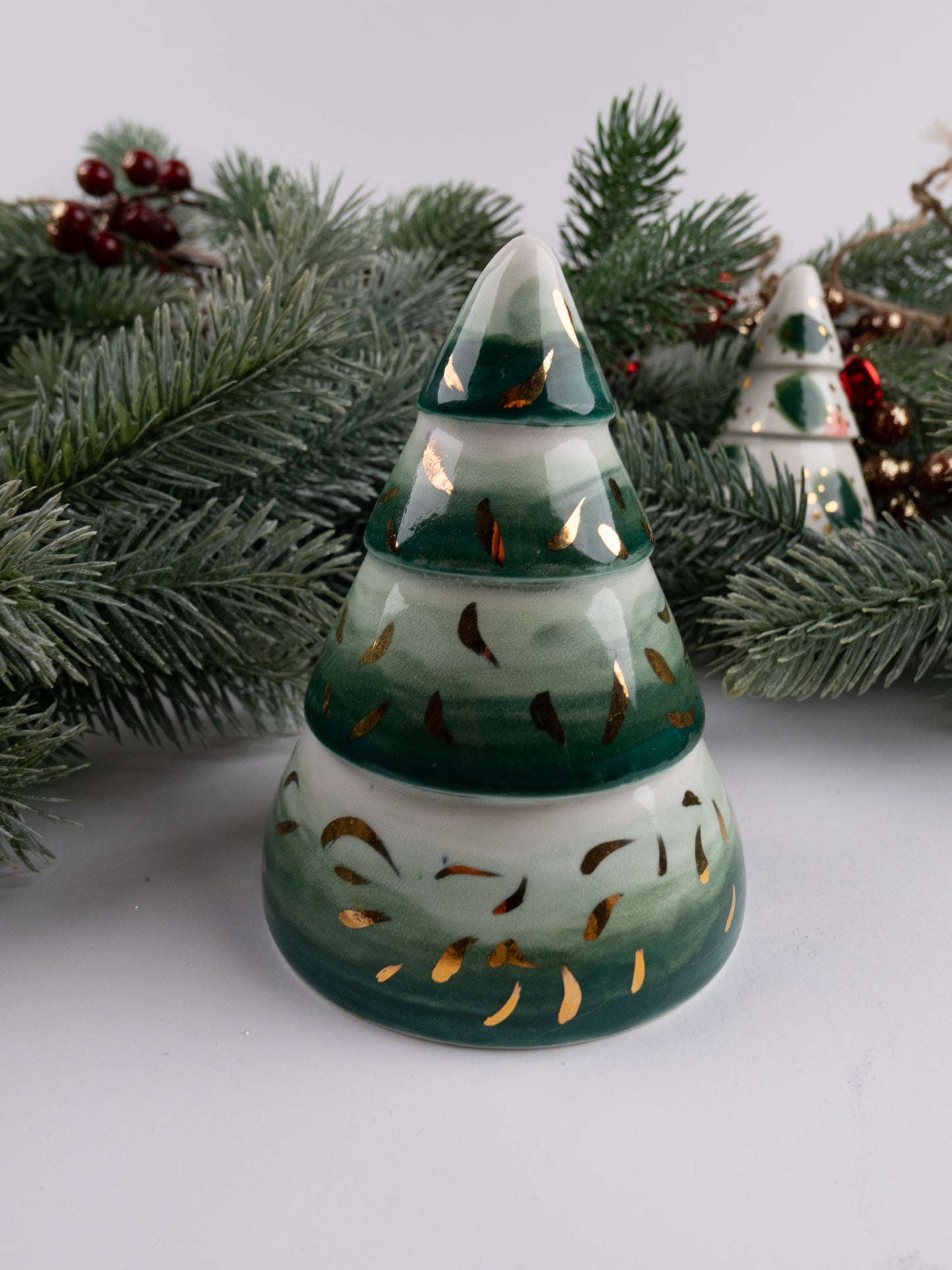 001. Sapin