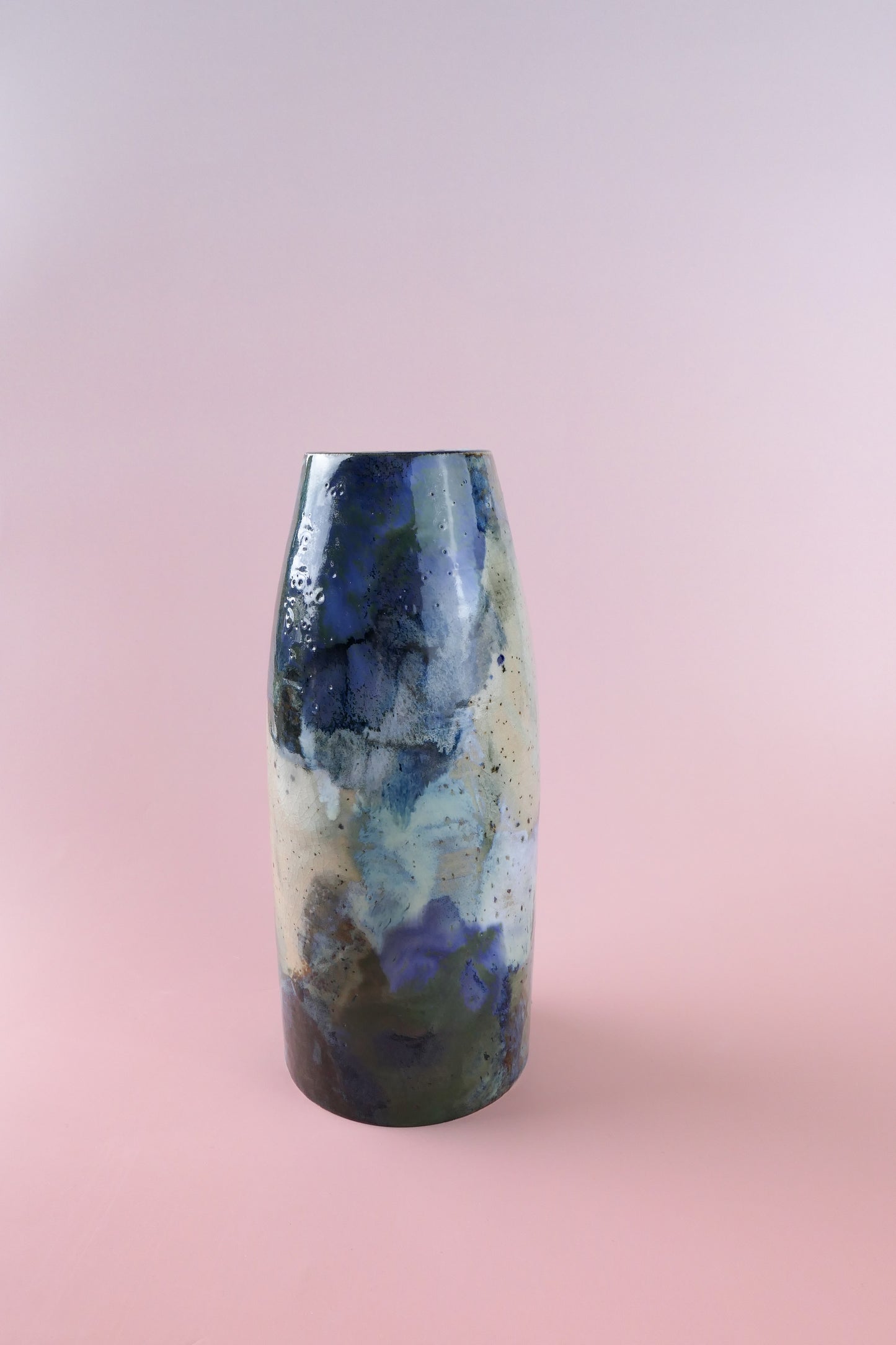 016. Vase