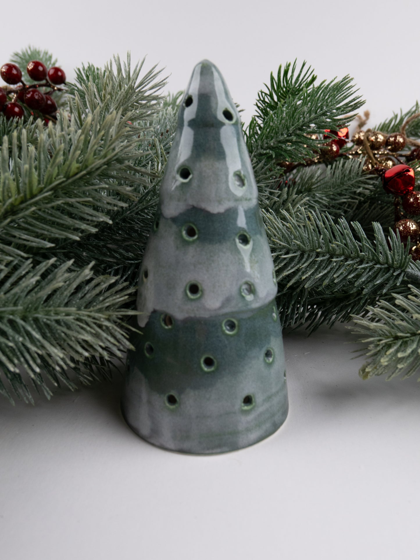 003. Sapin