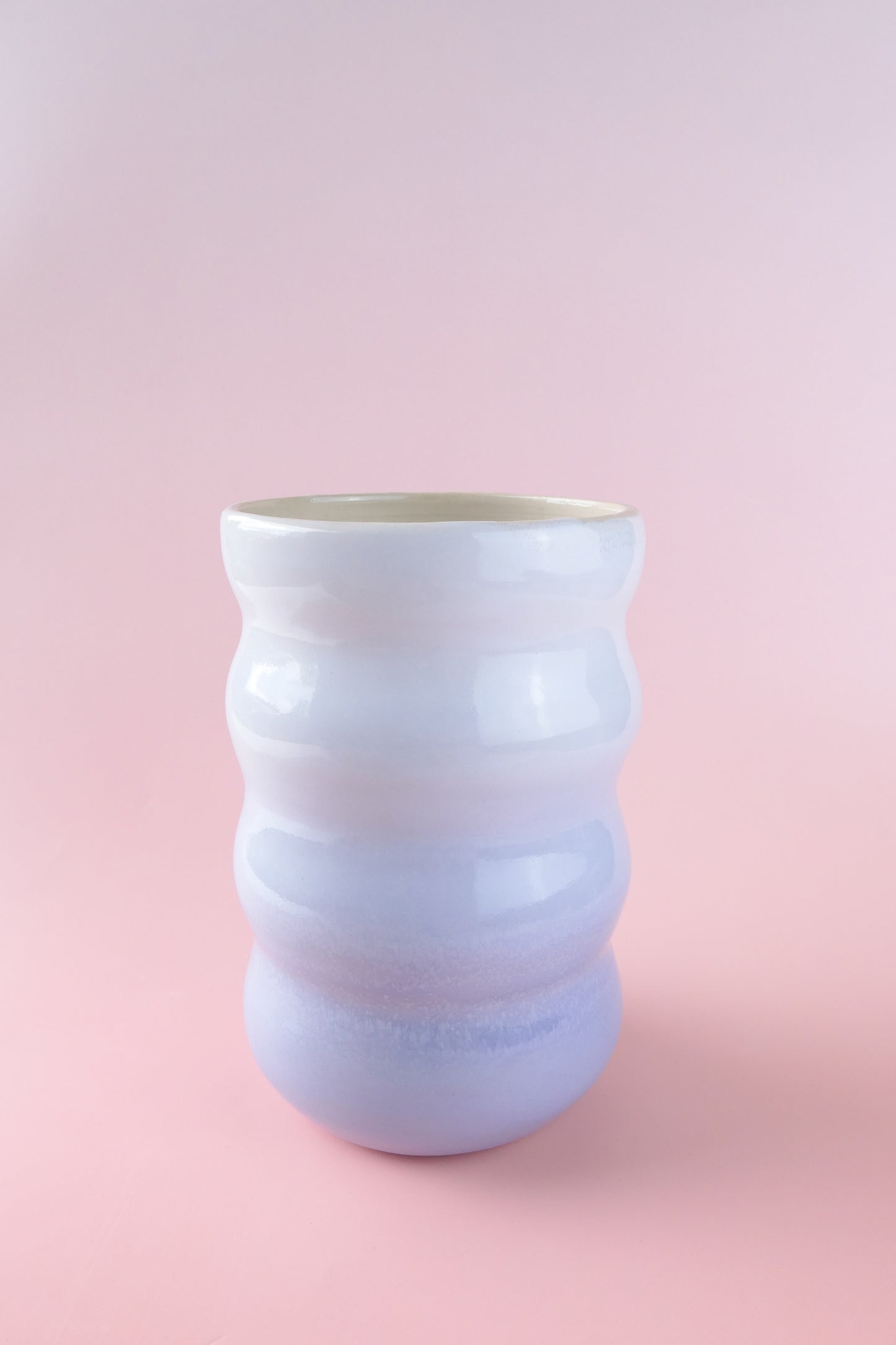014. Vase