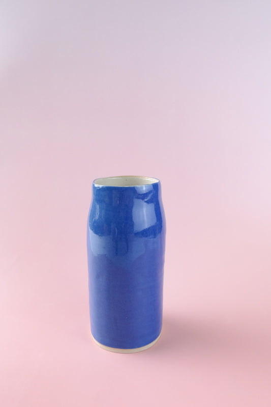 015. Vase